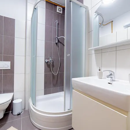 Appartamento Skenderpasina Skyline 2-bedroom With Balcony
