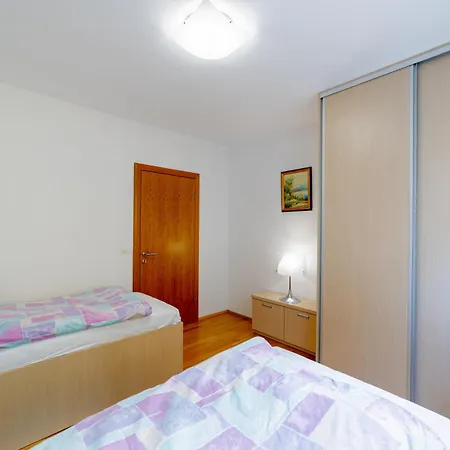 Apartment Skenderpasina Skyline 2-bedroom With Balcony Sarajevo