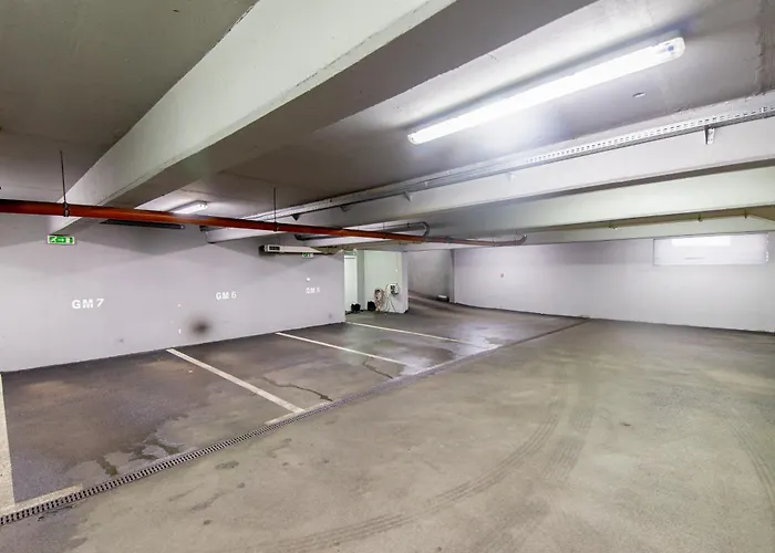 Skenderpasina Skyline 2-bedroom With Balcony